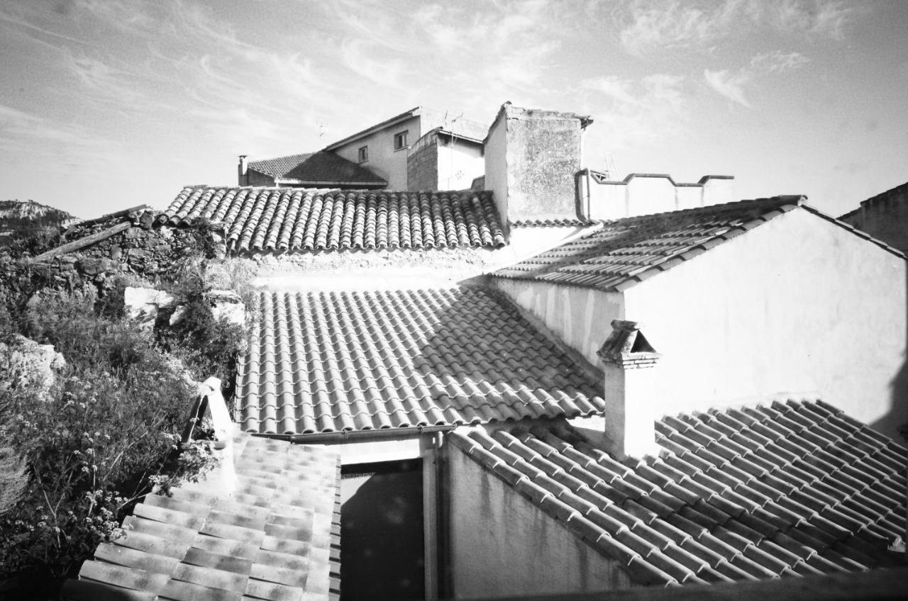 Casa De Ajala - B&B De Charme In Antica Dimora Totalmente Ristrutturata E Dotata Di Tutti I Confort Bagni Privati Spazio Living Patio Esterno Ambienti Climatizzati Degustazioni Prodotti Locali Làconi Εξωτερικό φωτογραφία